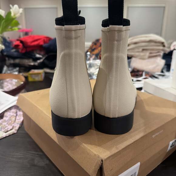 Quince Rubber Waterproof Ankle Rain Boot Women's Size 8 Stone Beige NEW FAST - Picture 4 of 6